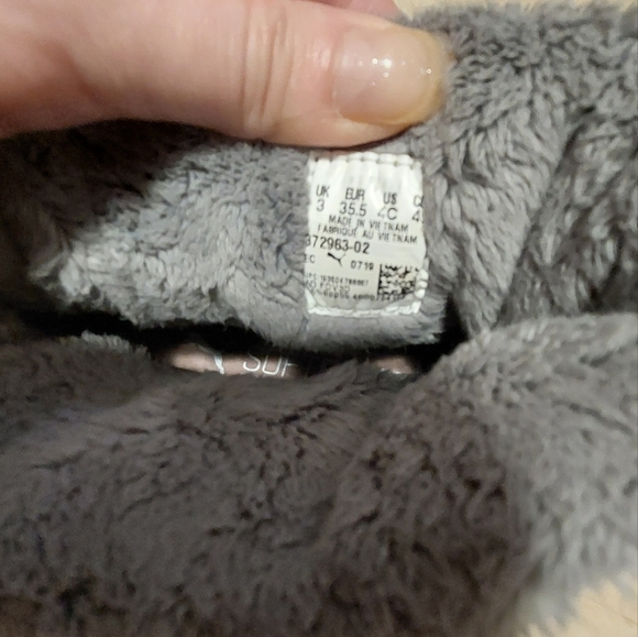 Puma boots  size 4C - Picture 4 of 5